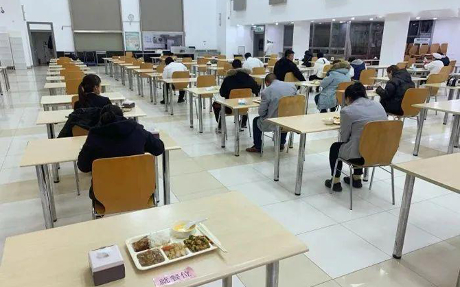 晉江食堂承包單位機(jī)關(guān)內(nèi)部食堂就餐現(xiàn)場圖片