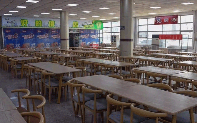 龍巖食堂承包商：為企業(yè)員工提供美味可口的餐飲服務(wù)